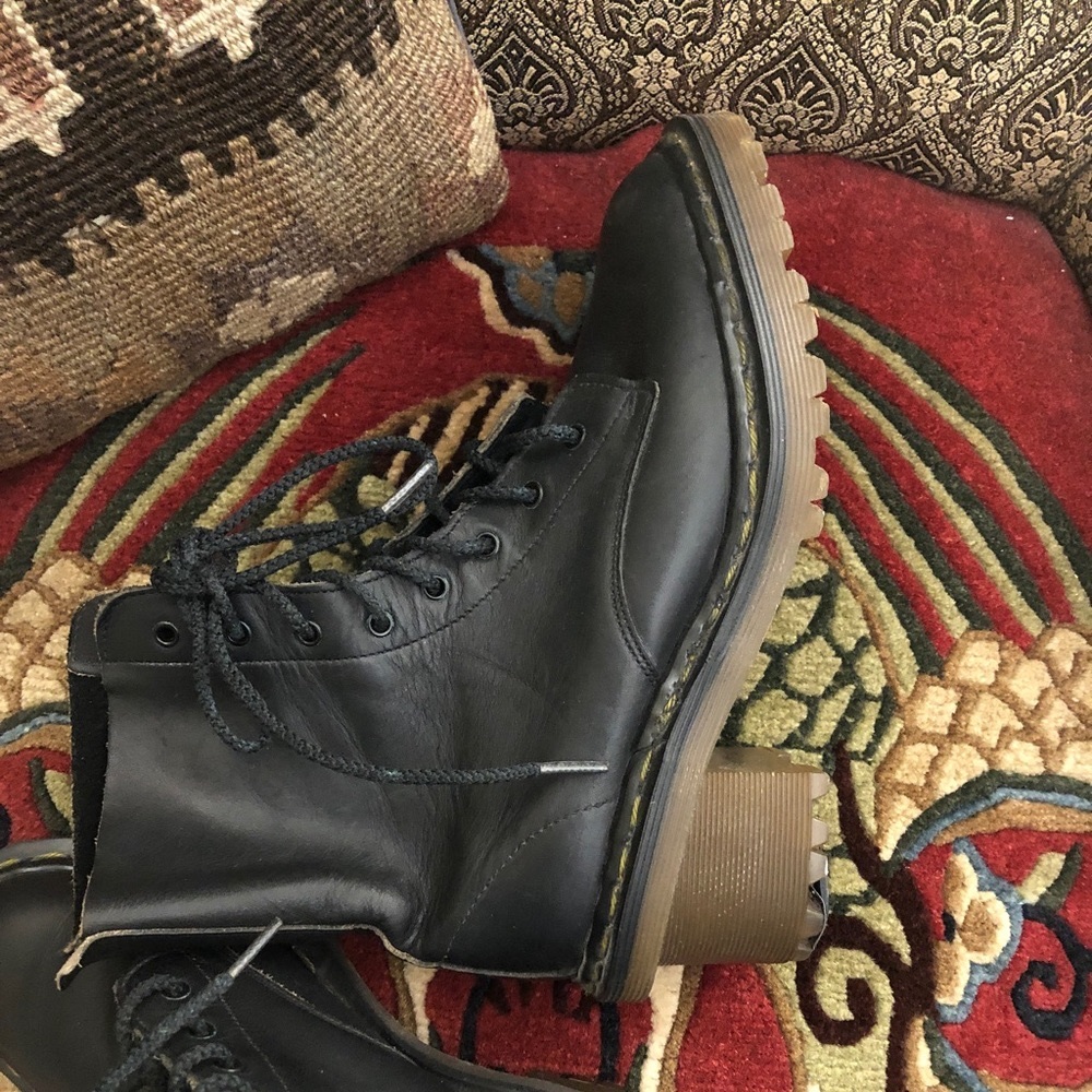 Rare Grunge Era Dr. Martens Recessed Heel Boots U.S. size 5